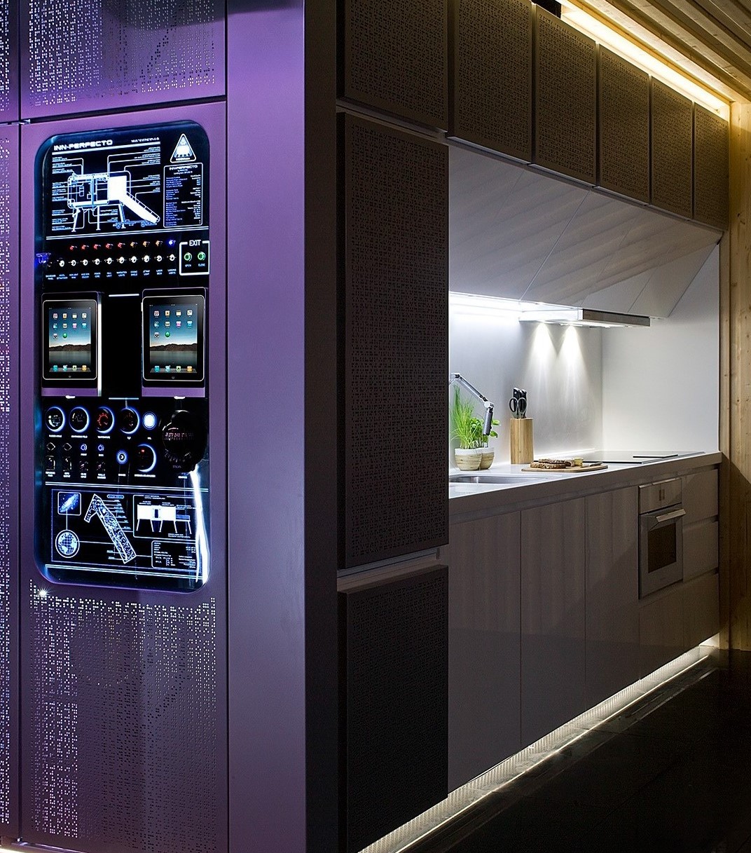 Default Image Alt Text