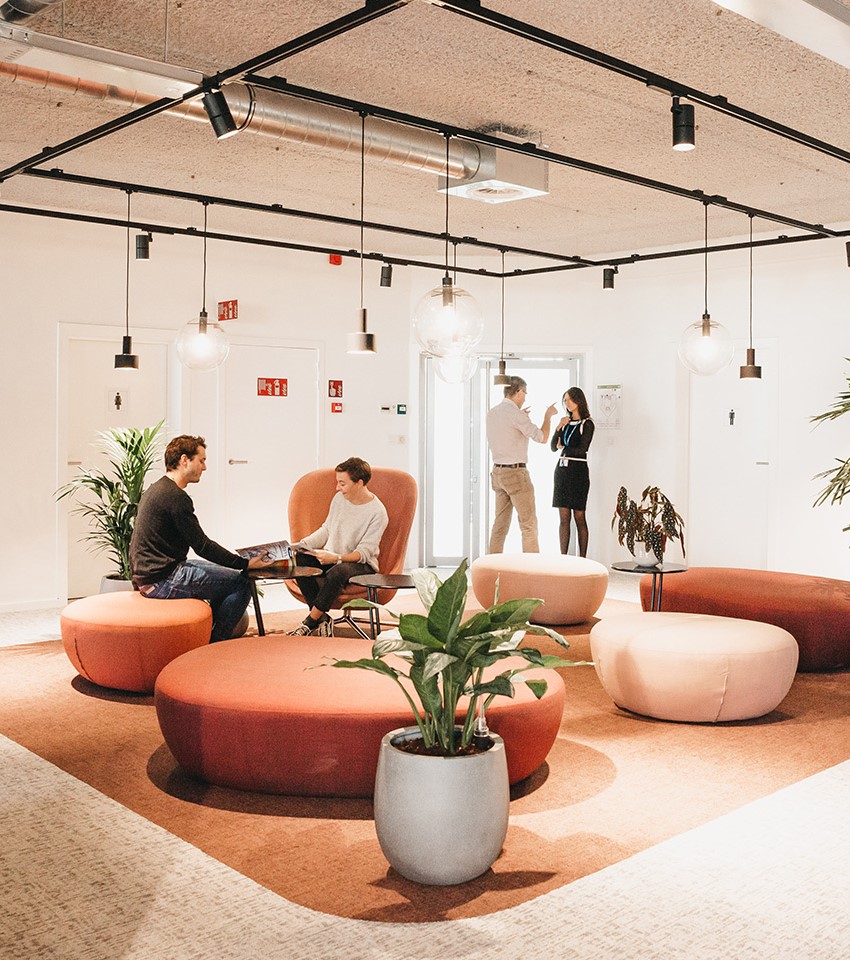 Default Image Alt Text